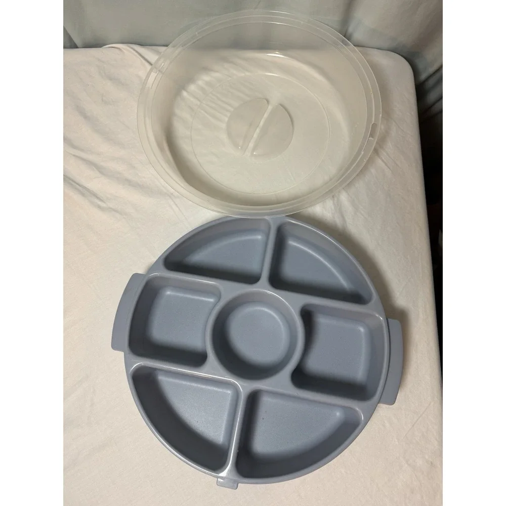 Rubbermaid Servin Saver 0259 Divided Holiday Party Tray Platter Blue With Lid